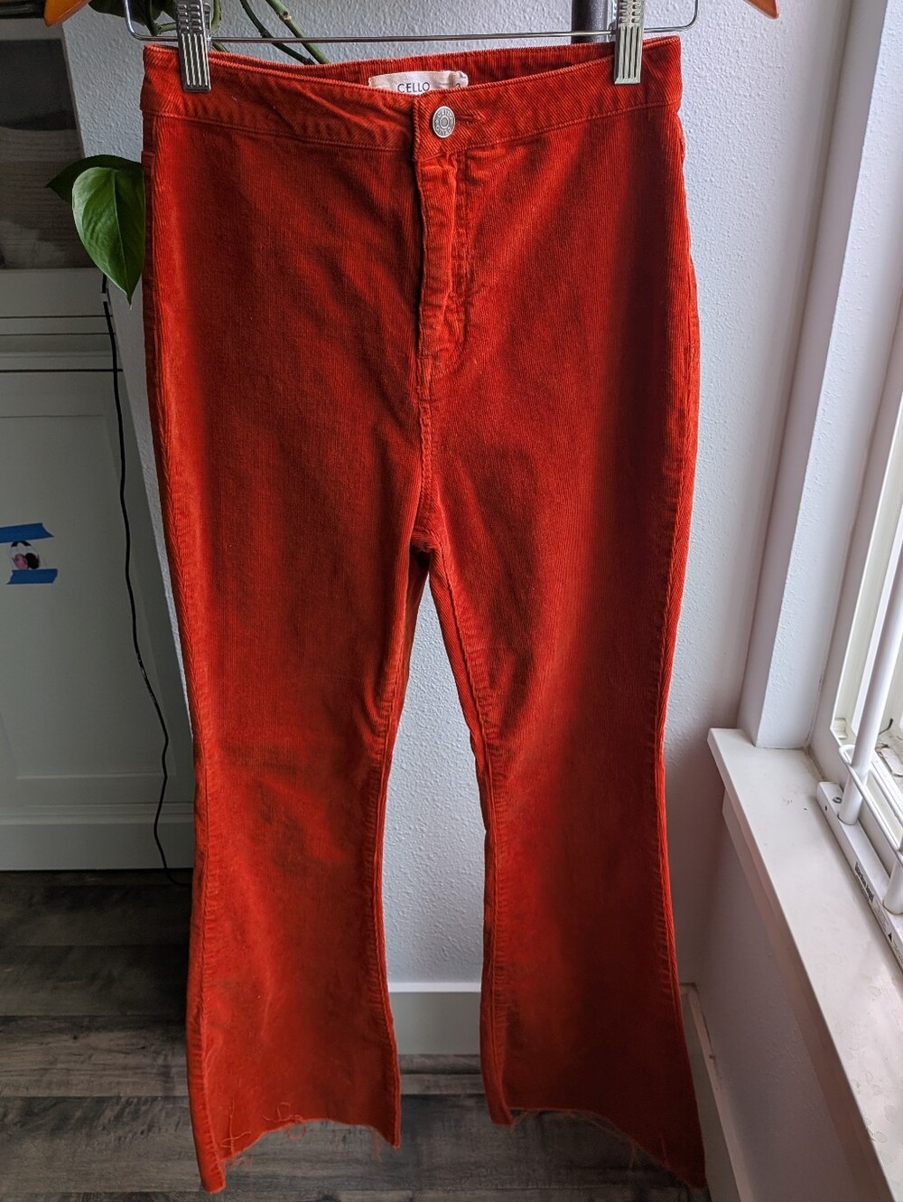 70s Vibe Cello Corduroy High Rise Flare Pants Rust Orange Size 3